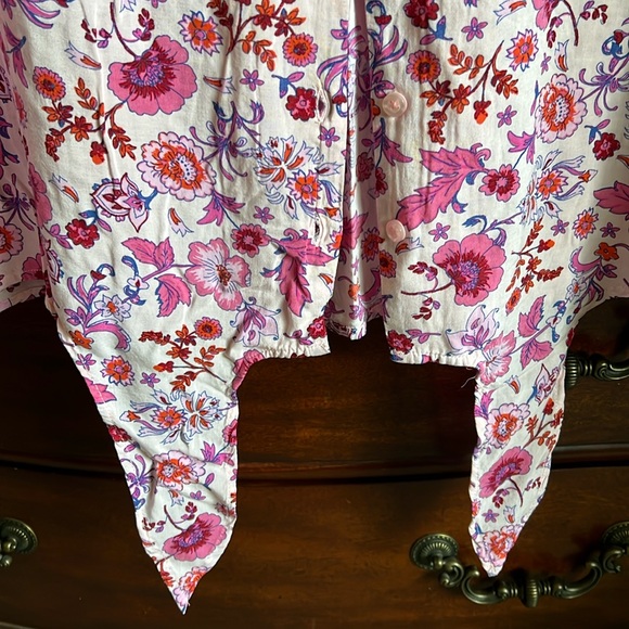 Torrid 🌺 blouse - Picture 5 of 6